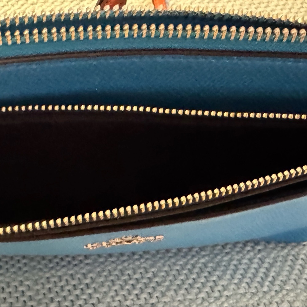 Coach Blue and Black Shoulder Bag - Picture 3 of 10
